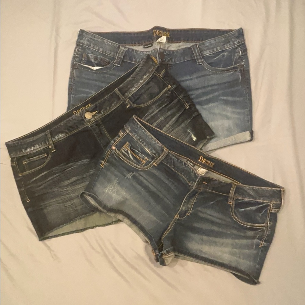 Shorts - lot of 3 - size 19